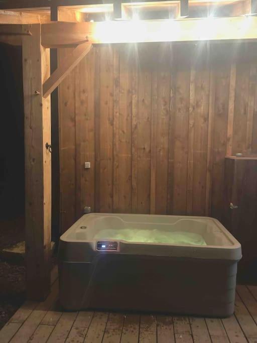 Dome Insolite Cedre Jacuzzi Et Petits Dejeuners Inclus Lagraulet-du-Gers ภายนอก รูปภาพ